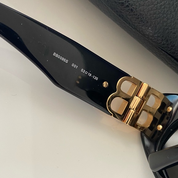 Balenciaga eyewear BB0095s black sunglasses - Picture 5 of 8